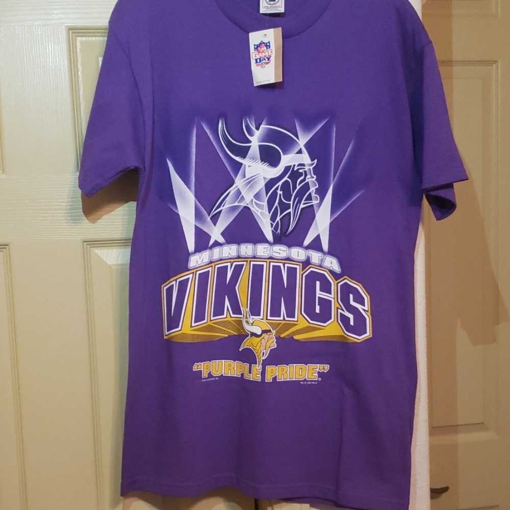 *SOLD* Minnesota Vikings 1999 Vintage Tee